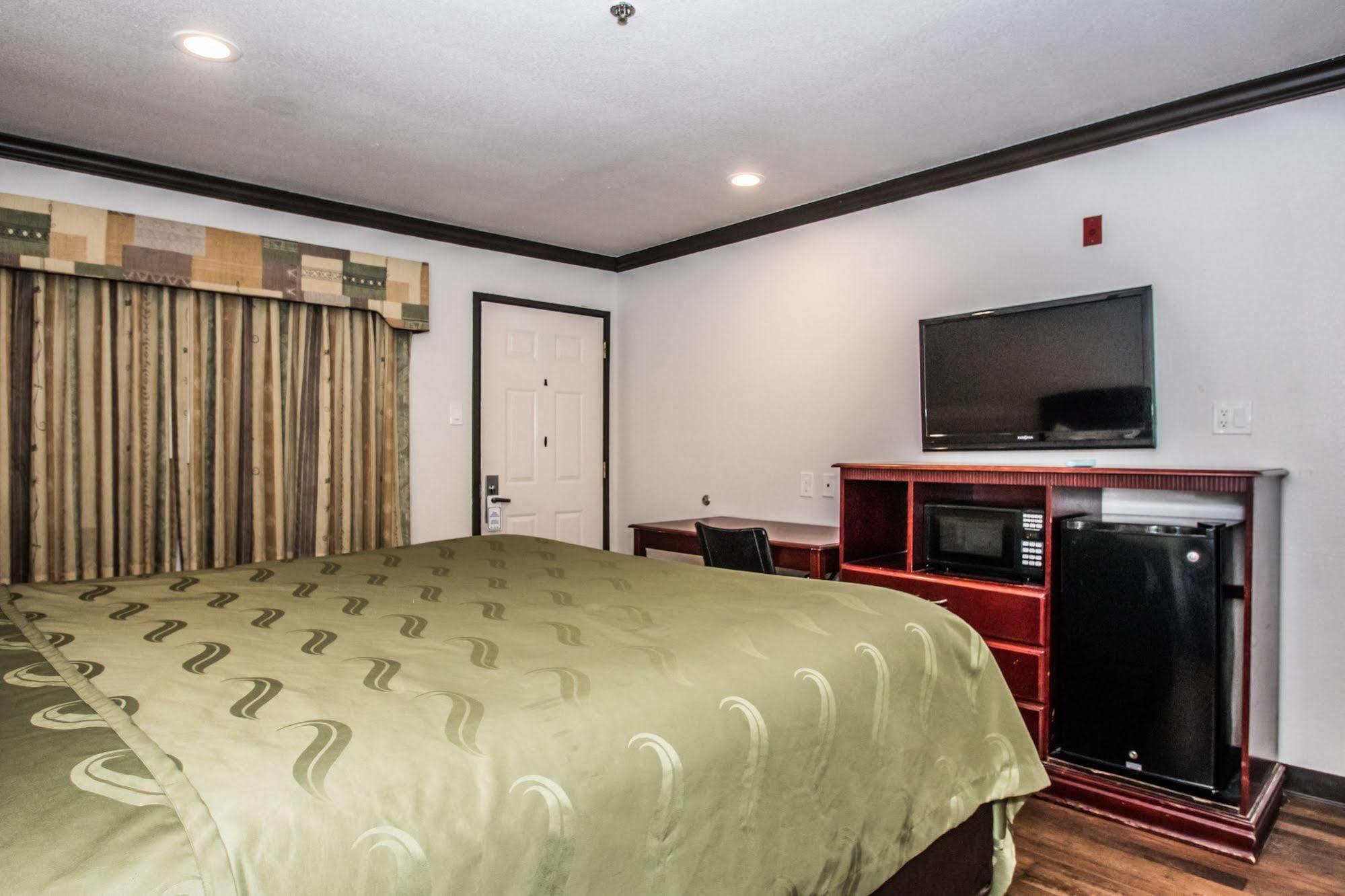 Americas Best Value Inn Fort Worth Exterior foto