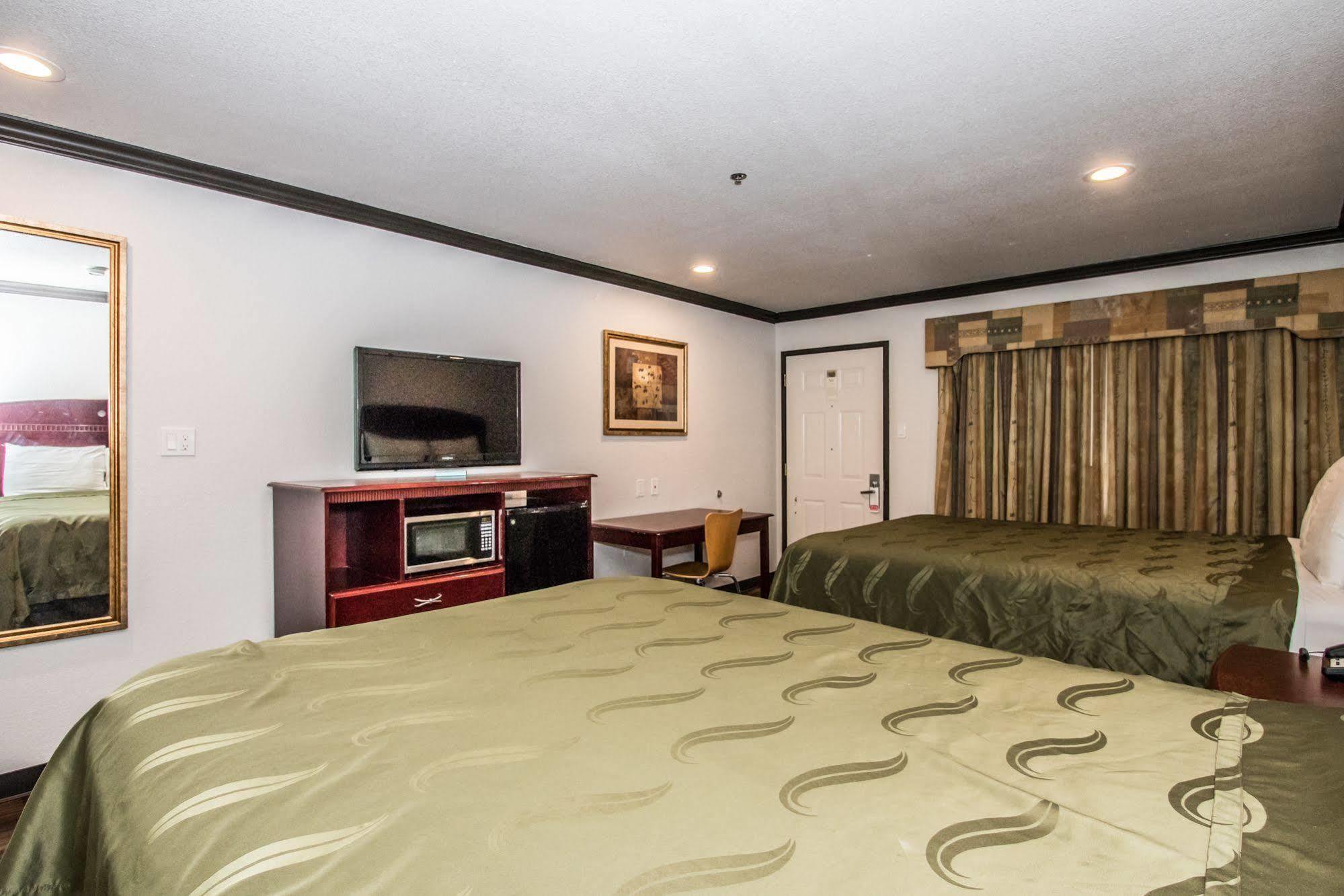 Americas Best Value Inn Fort Worth Exterior foto