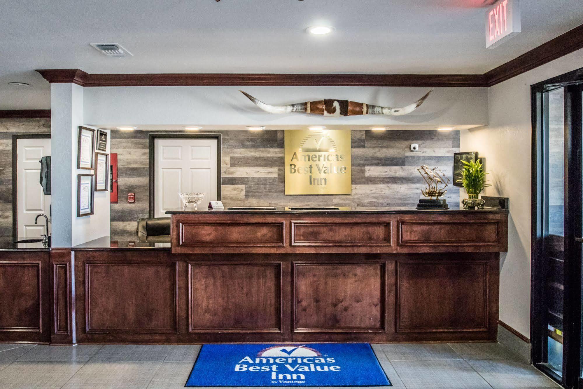 Americas Best Value Inn Fort Worth Exterior foto